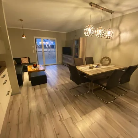 Schilfblume * Grosskoschen