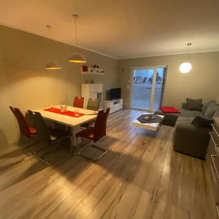 Schilfblume Holiday home Grosskoschen